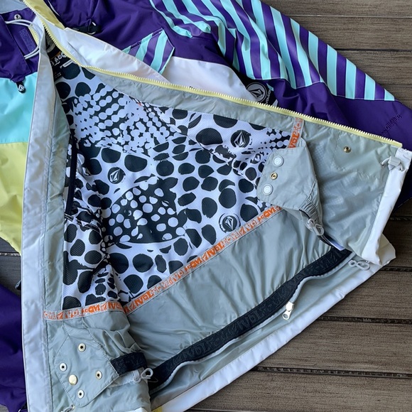🌴🔆VOLCOM- SNOWBOARDING SKI WINTER JACKET🔆🌴 - Picture 11 of 15